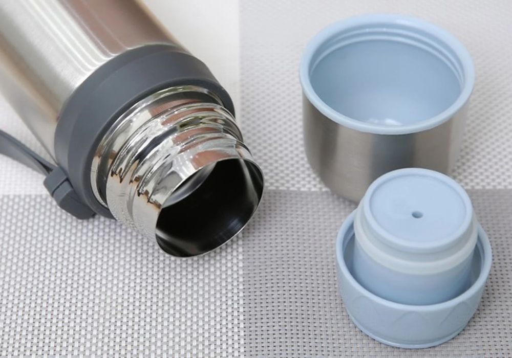 Bình giữ nhiệt bị đổ mồ hôi